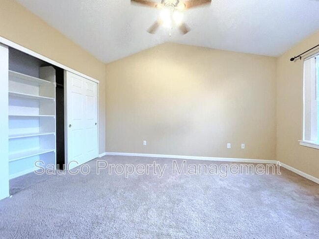 Building Photo - 15618 SE Caruthers Ct