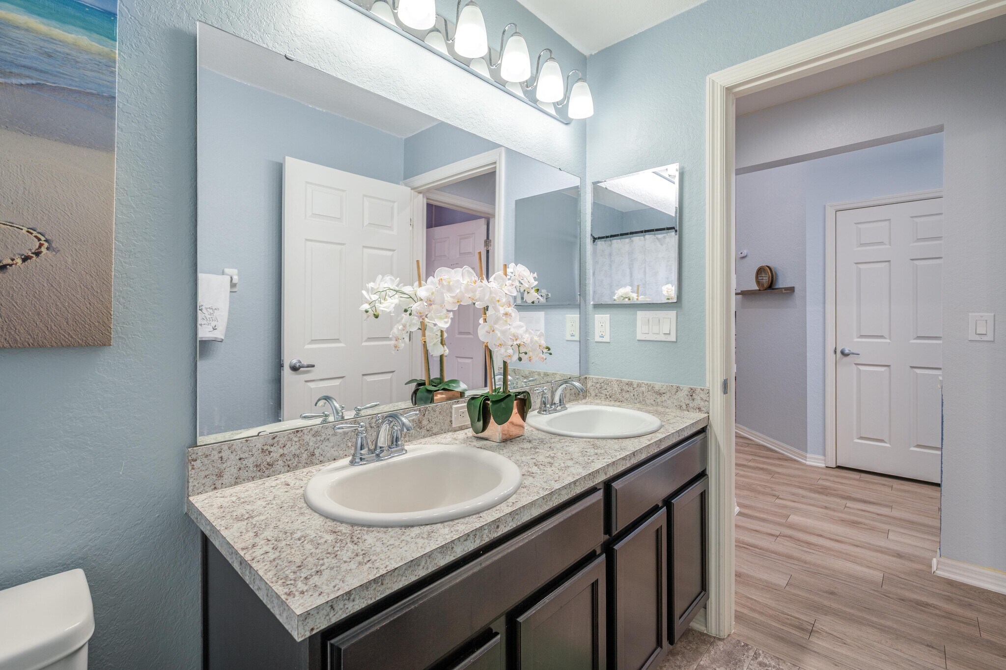 Building Photo - 501 Interlock St