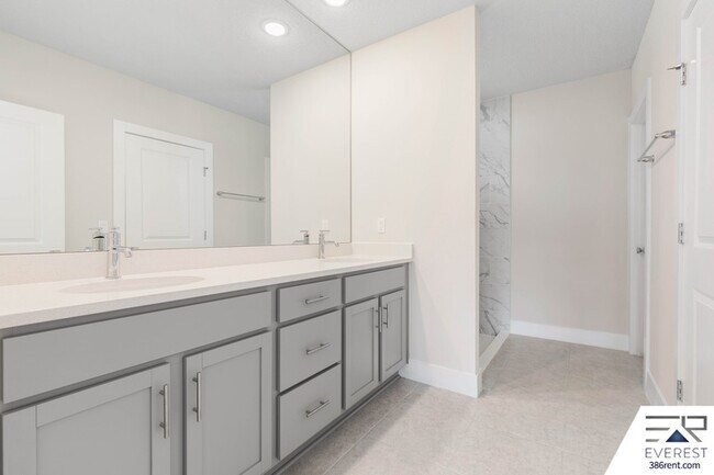 Building Photo - 58 Buttermill Dr