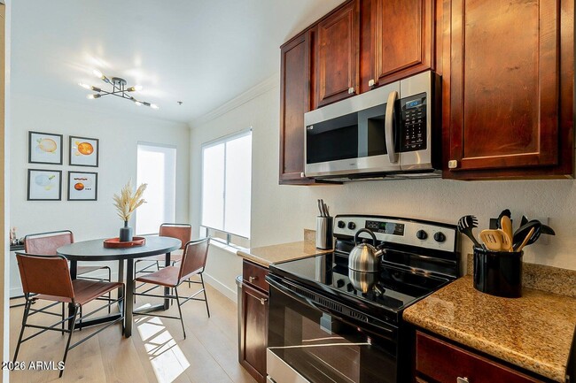 Building Photo - 3600 Hayden Rd