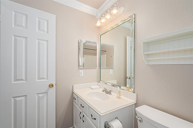 Building Photo - 2503 Buckskin Dr