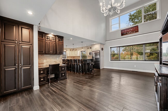 Building Photo - 46 West St