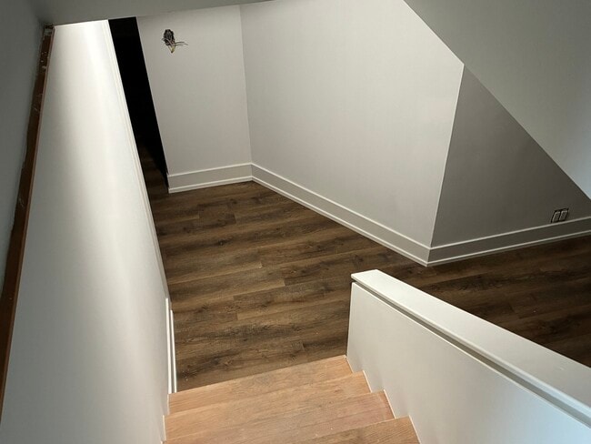 Building Photo - 5523 N Major Ave