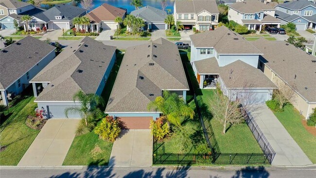 Building Photo - 14912 Caravan Ave