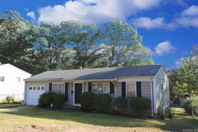 Primary Photo - 11412 Ashwood Dr