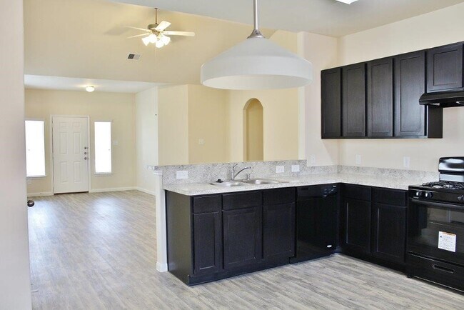 Building Photo - 12331 Dona Lane