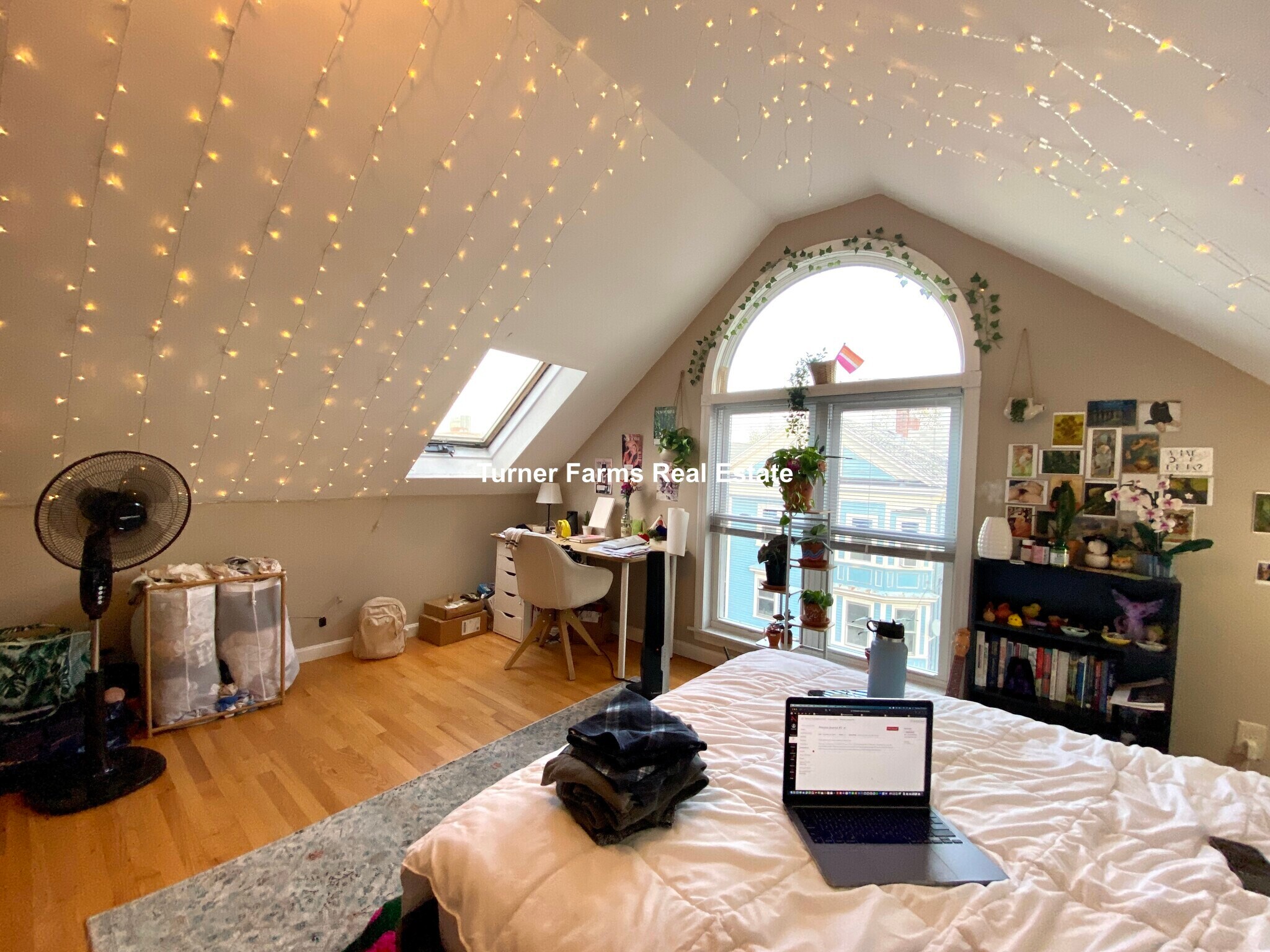 Building Photo - 13 Sachem St