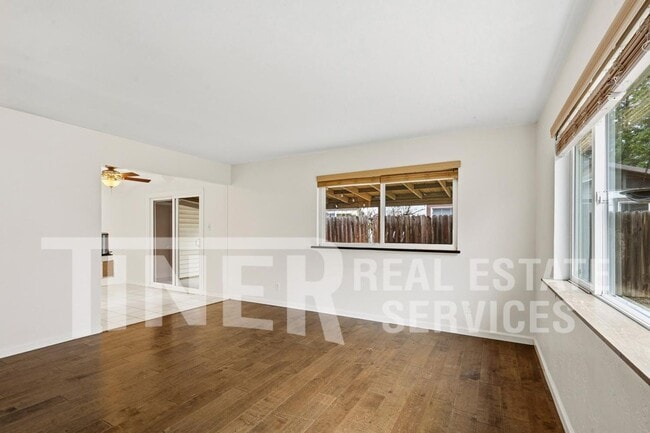 Building Photo - 6824 Linda Sue Way