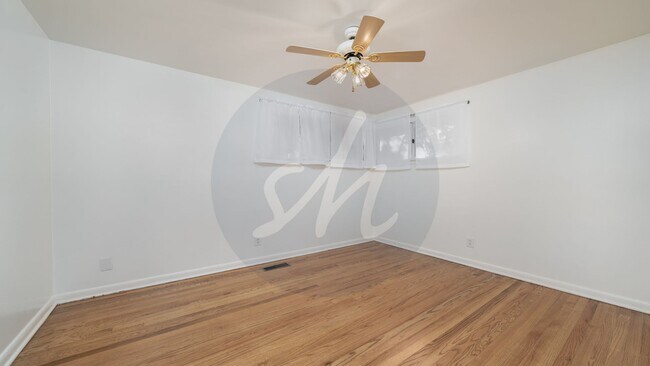 Building Photo - Single Family Home located in Audubon Gardens