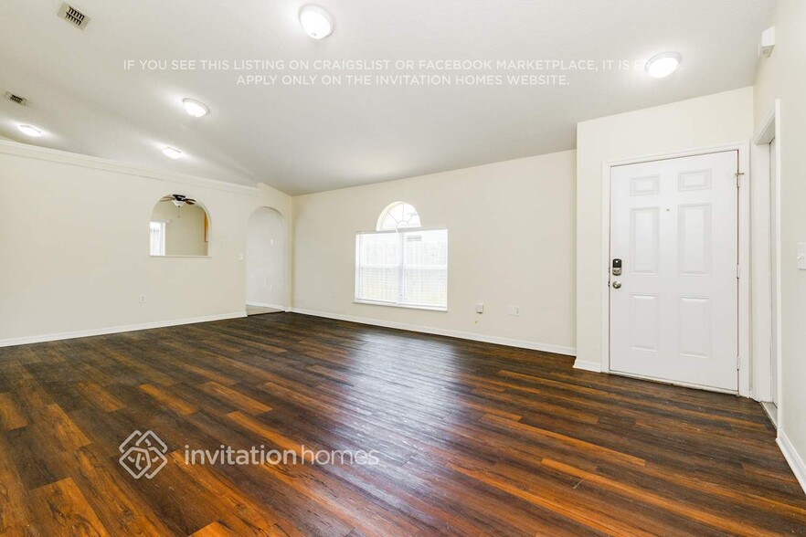 Building Photo - 7945 Harbor Bend Cir