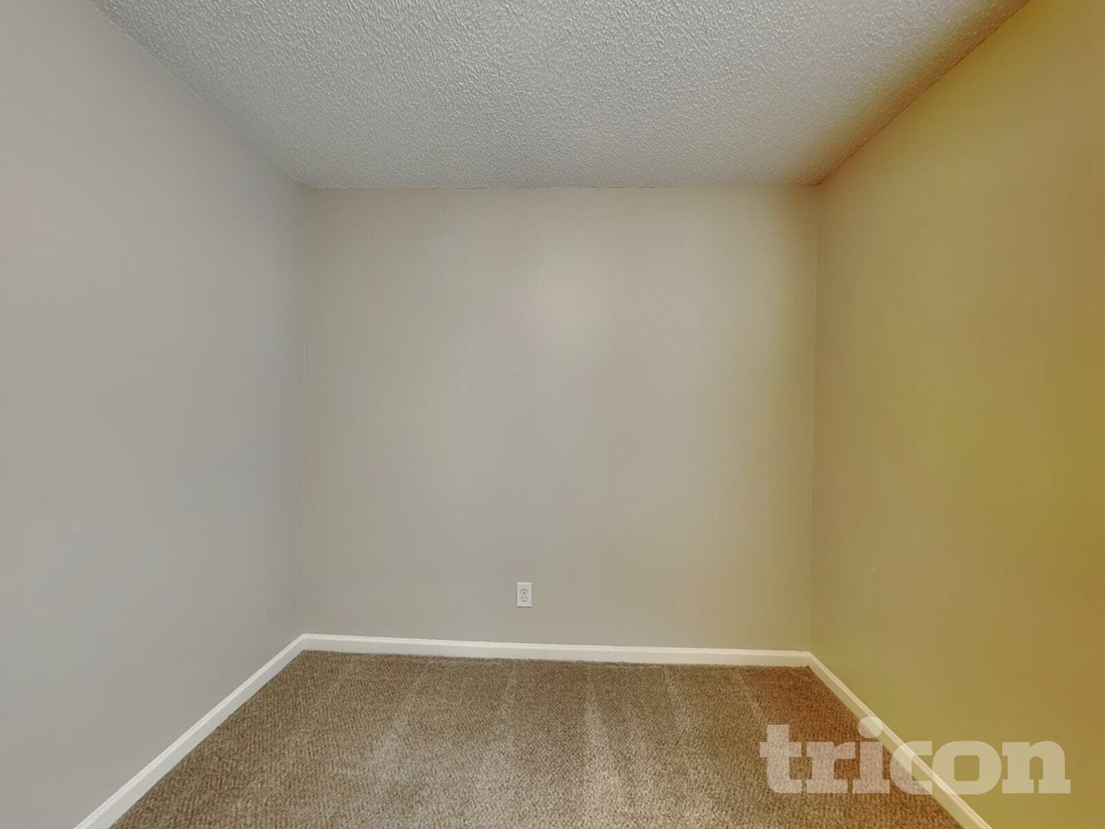 Building Photo - 3008 Westwinds Ct