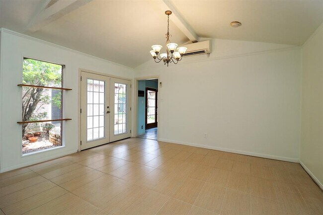 Building Photo - 14202 Ella Lee Ln