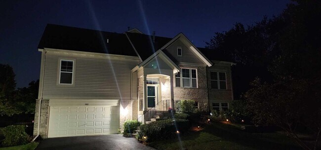 Building Photo - 982 Indigo Ct