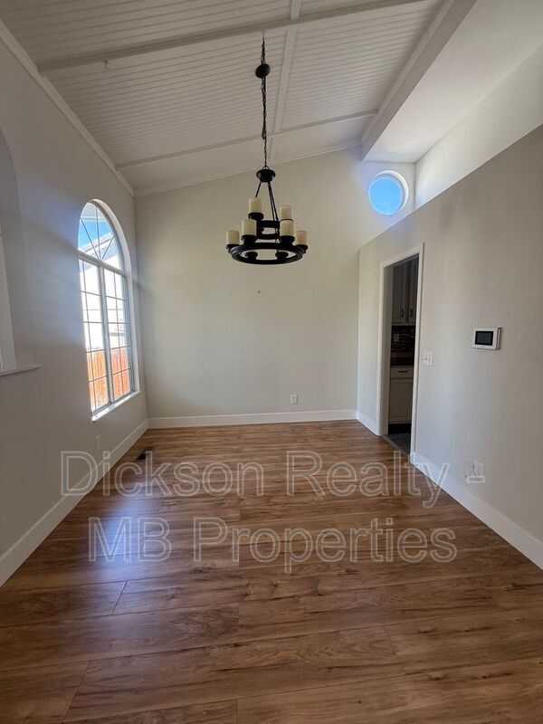 Building Photo - 994 Wheatland Ct