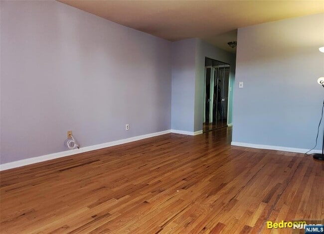 Building Photo - 9055 Palisade Ave