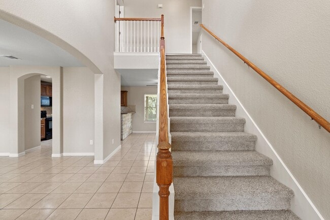 Building Photo - 113 Gregory Cove