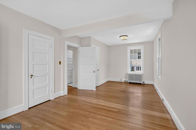 Building Photo - 3113 45th St NW