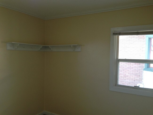 Building Photo - 1396 S 1500 E