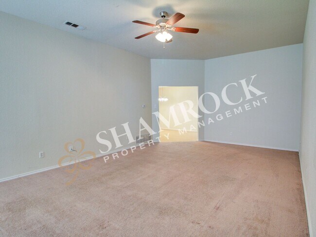 Building Photo - Bosqueville ISD Home