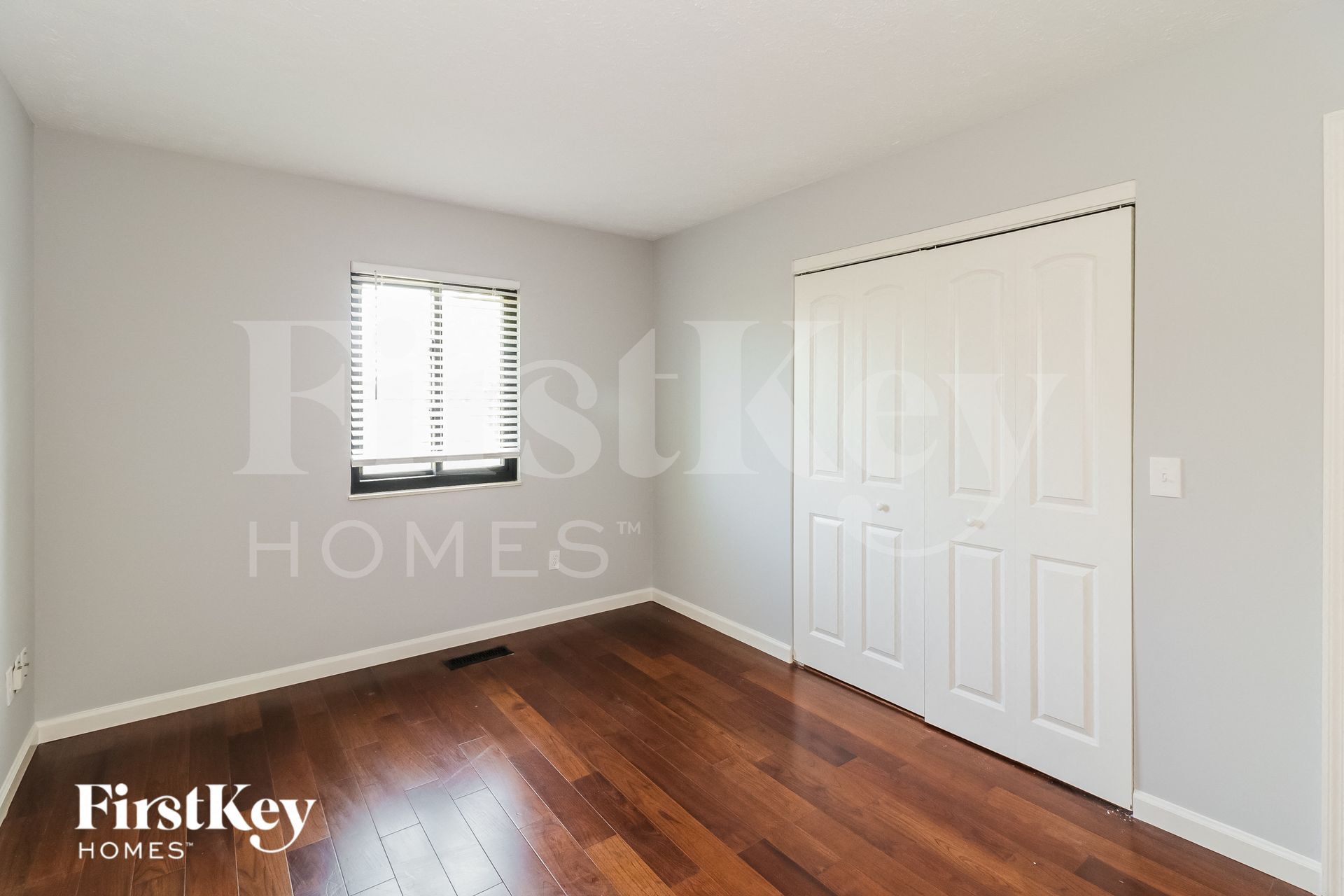 Building Photo - 5571 Creekwood Cir