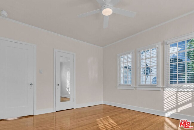 Building Photo - 6627 W 6th St