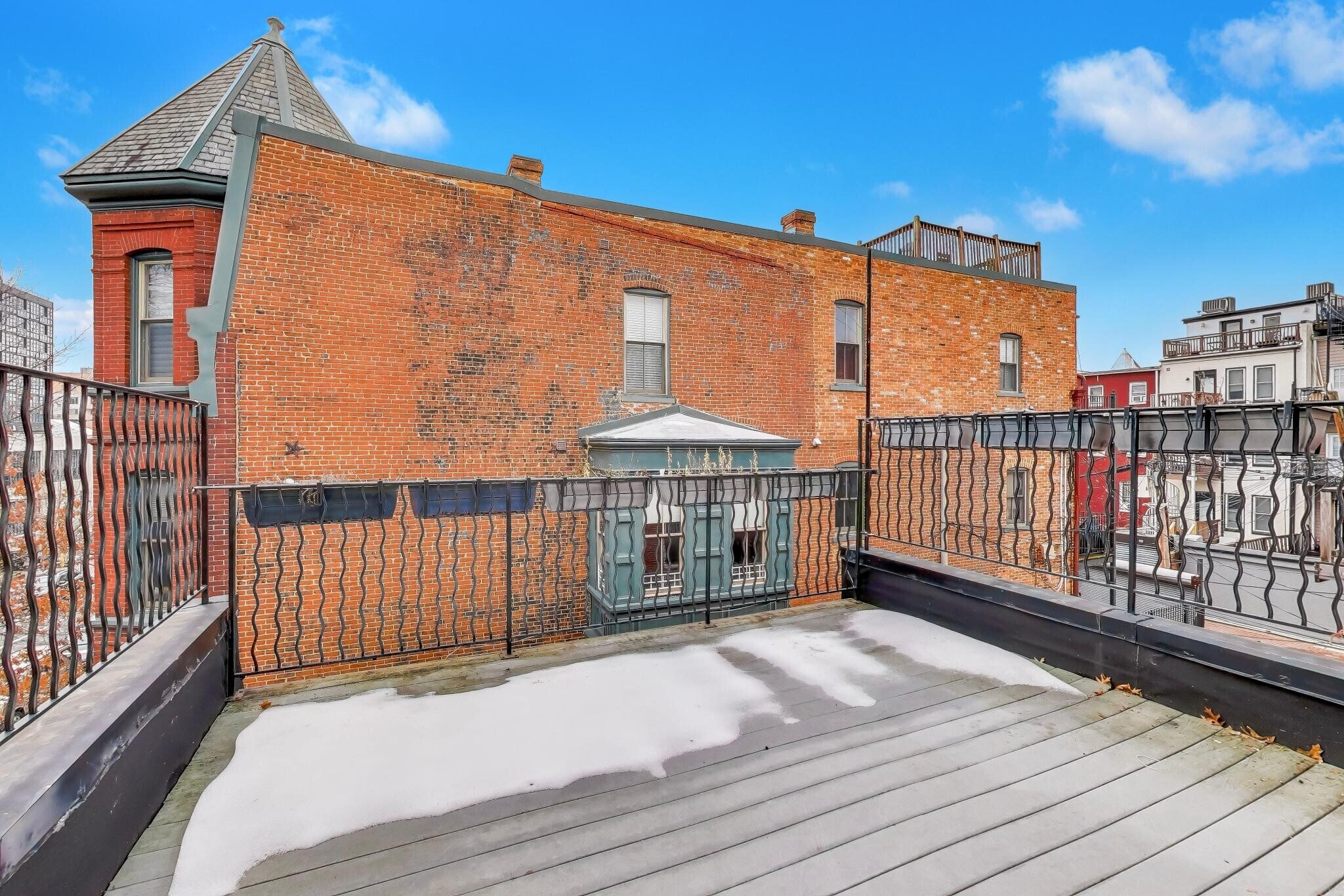 Building Photo - 500 M St NW