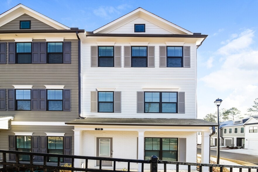 Building Photo - 759 Calvin Pk Dr