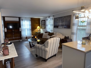 Building Photo - 117 Walnut St