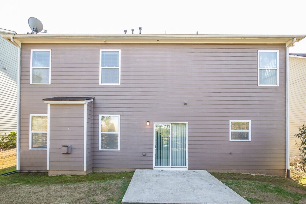 Building Photo - 417 Little River Rd