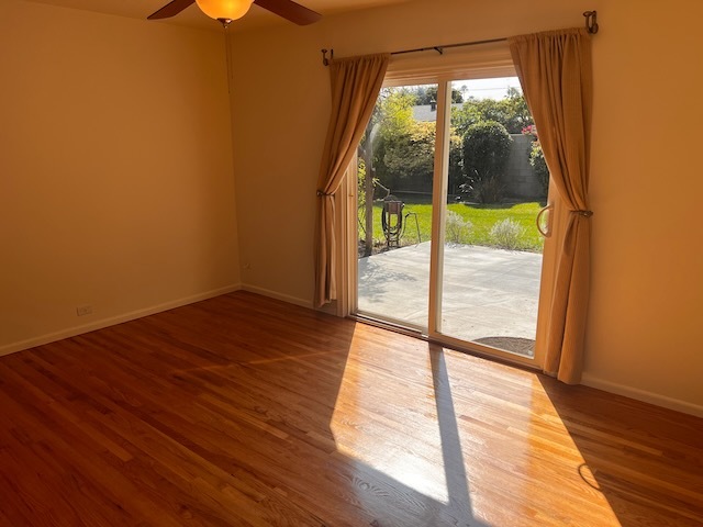 Master Bedroom - 11629 Woodley Ave