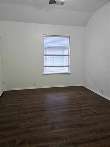 Building Photo - 2104 Royal Oak Dr
