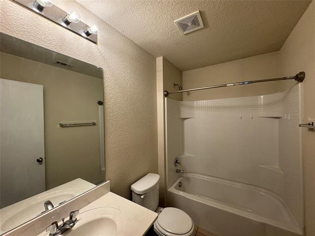Building Photo - 1415 Swan Ridge Dr