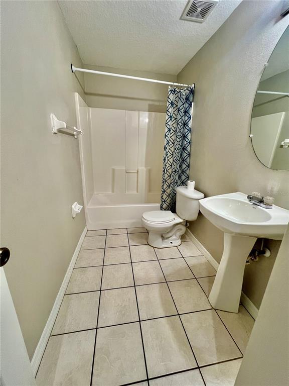 Building Photo - 37227 Grassy Hill Ln