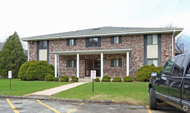 Building Photo - Village Gardens Apartments