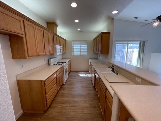 Building Photo - 143 Headwaters Rd
