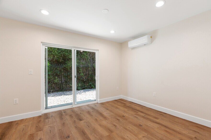 Building Photo - 2447 29th St