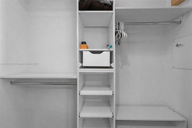 Building Photo - 12905 SW 31st Ct