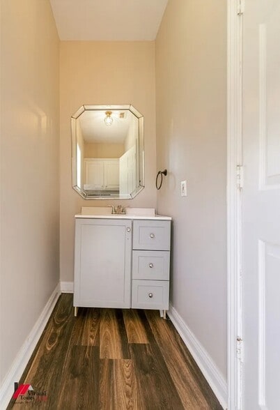 Building Photo - 3818 US-171