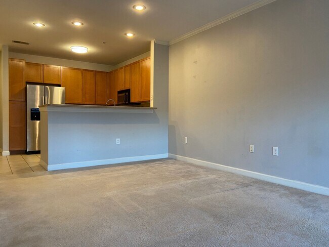 Building Photo - Bellingham Park Beauty