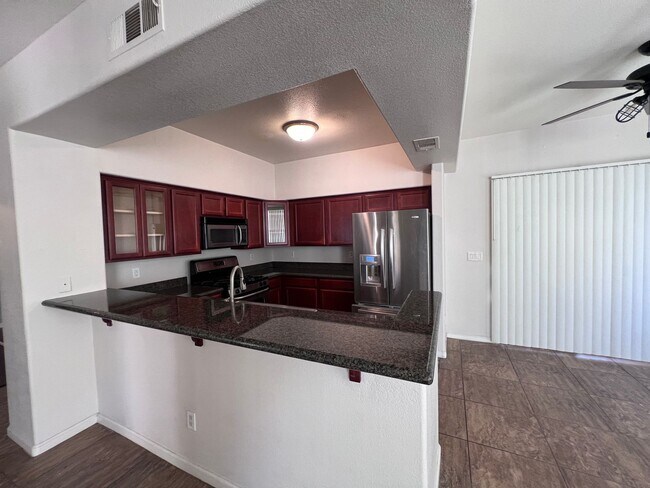 Building Photo - Summerlin 3bd, 2 bath, 2 garage Condo