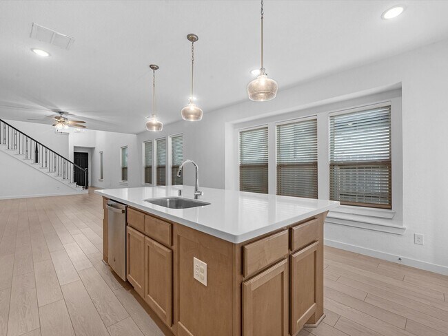 Building Photo - 952 Malibu Shr Ln