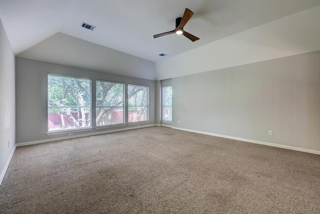 Building Photo - 11909 Portofino Dr