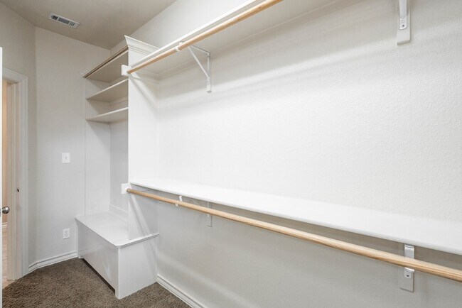Building Photo - 3 Chambord Dr