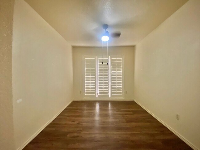 Building Photo - Great 5 bedroom home near LCU now available