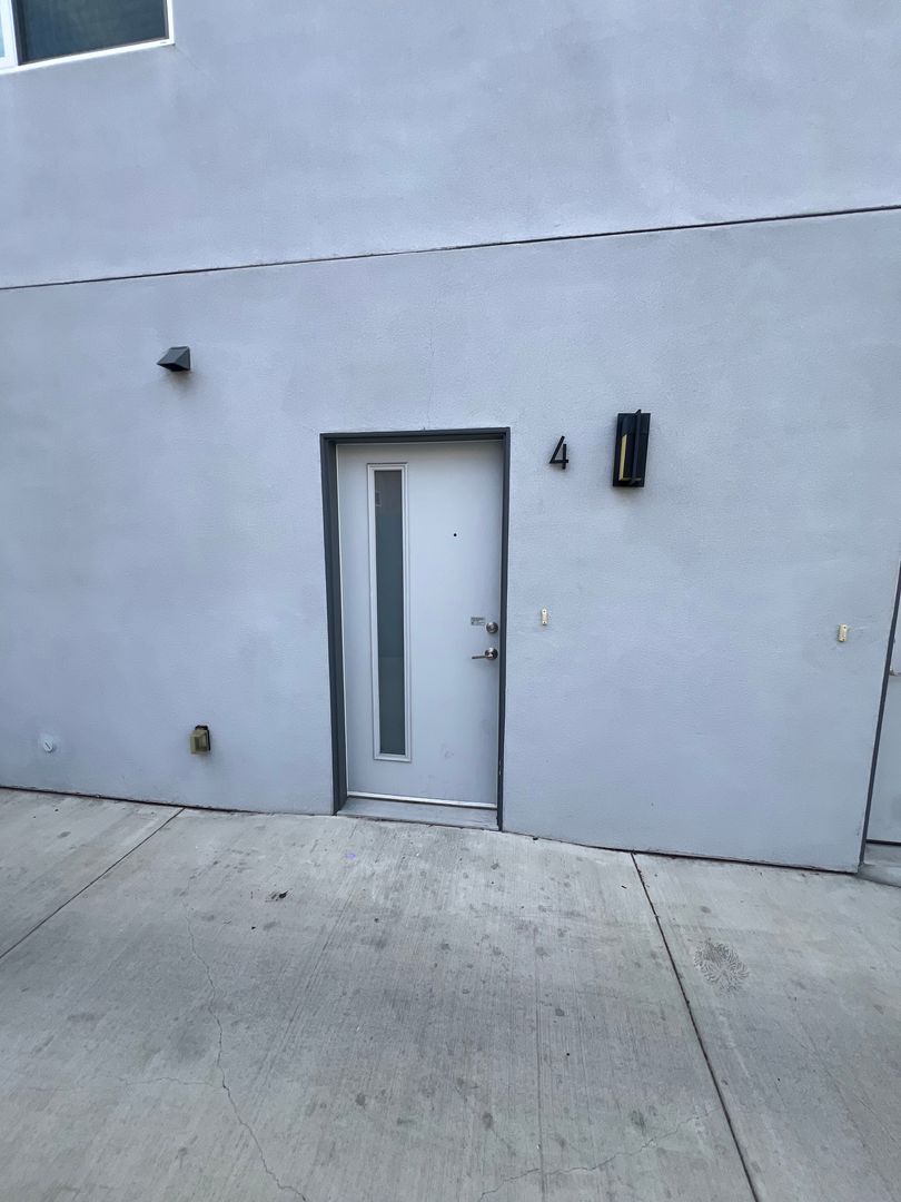 Building Photo - 14759 Friar St