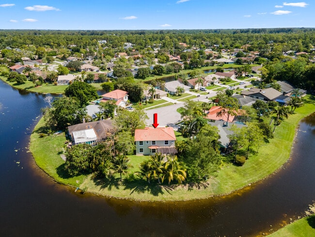 Building Photo - 14552 Larkspur Ln