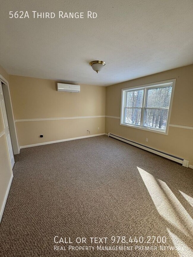 Building Photo - 562A Third Range Rd