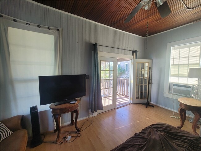 Building Photo - 1707 Market St