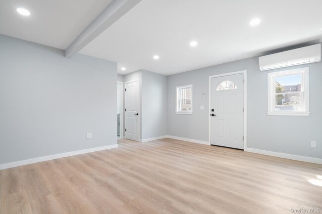 Building Photo - 53 Radford St