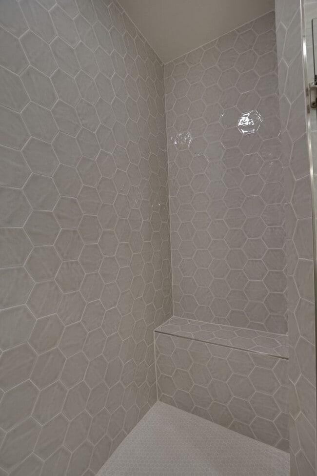 Building Photo - 112 Cardinal Wds